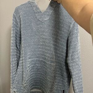 Faherty V-Neck Sweater in Blue Herringbone